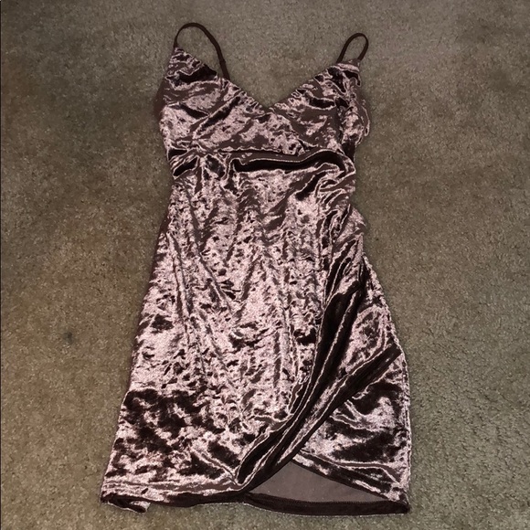 Forever 21 velvet mini dress - Picture 1 of 4